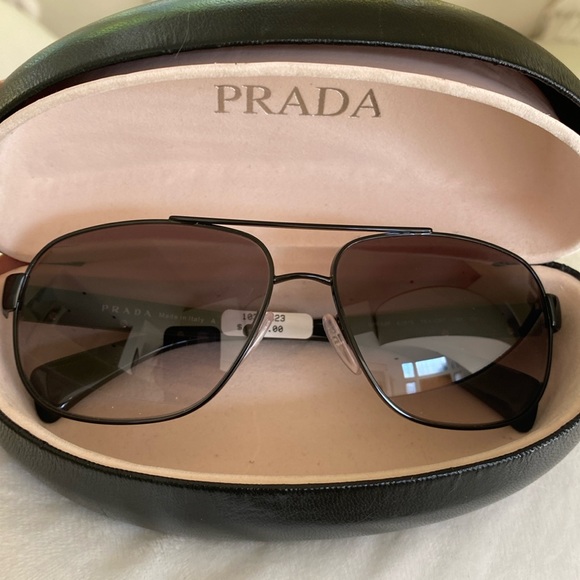 NWT Prada Sunglasses with Prada Case - Picture 3 of 17